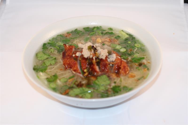 Mì vịt (soupe de nouilles au canard)